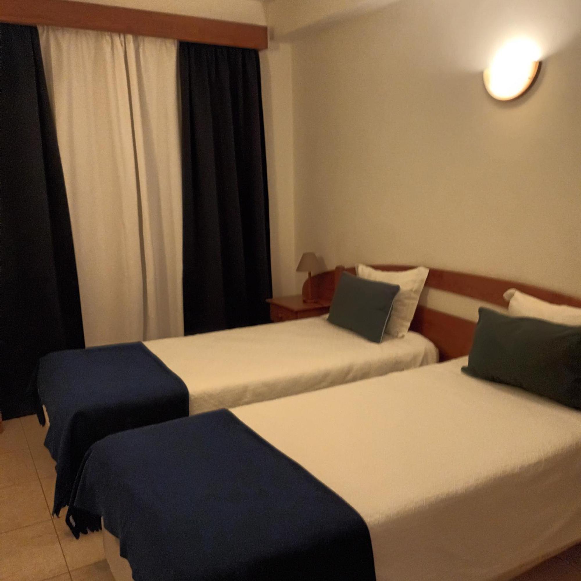 Hospedaria Descansa Pernas Monchique Exteriör bild