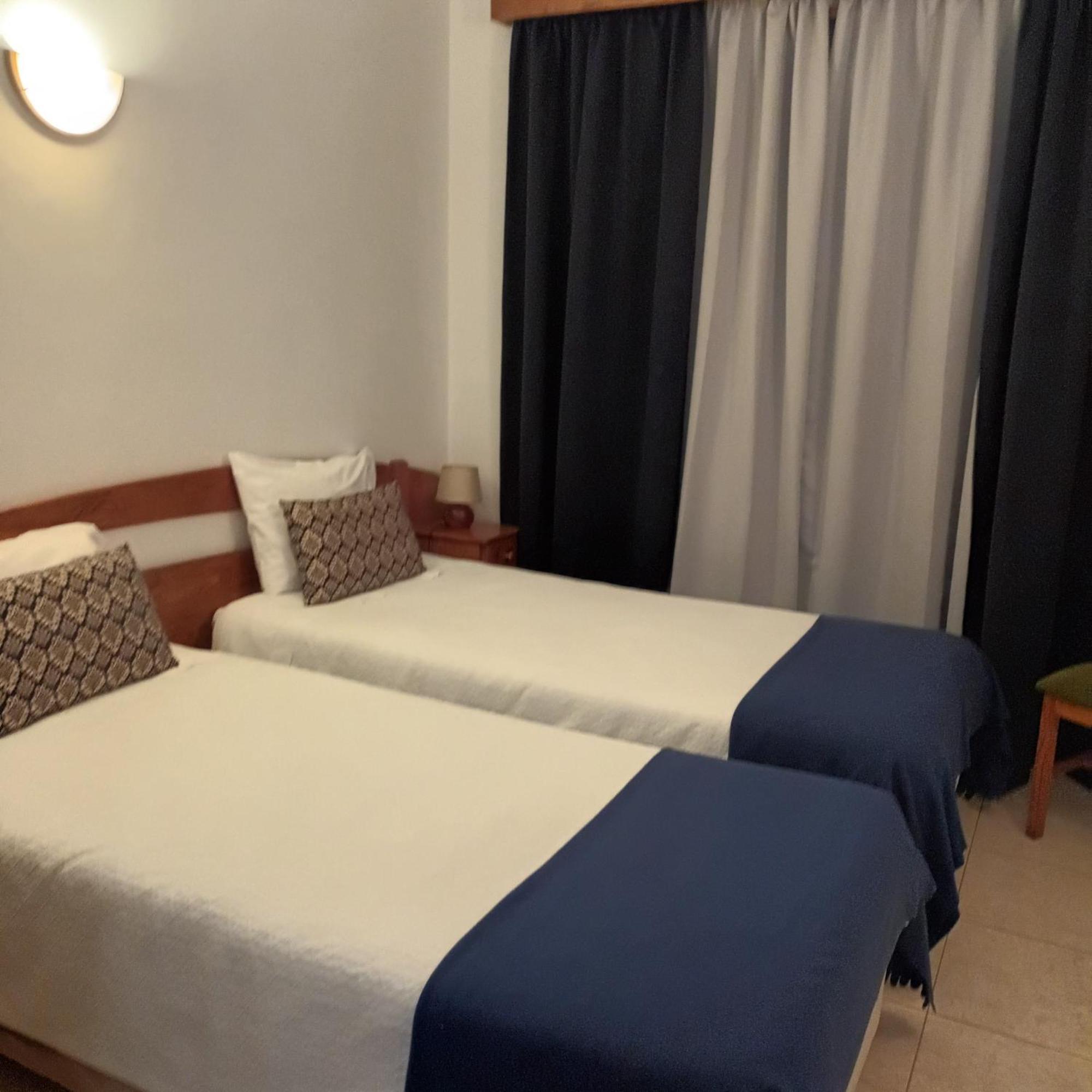 Hospedaria Descansa Pernas Monchique Exteriör bild