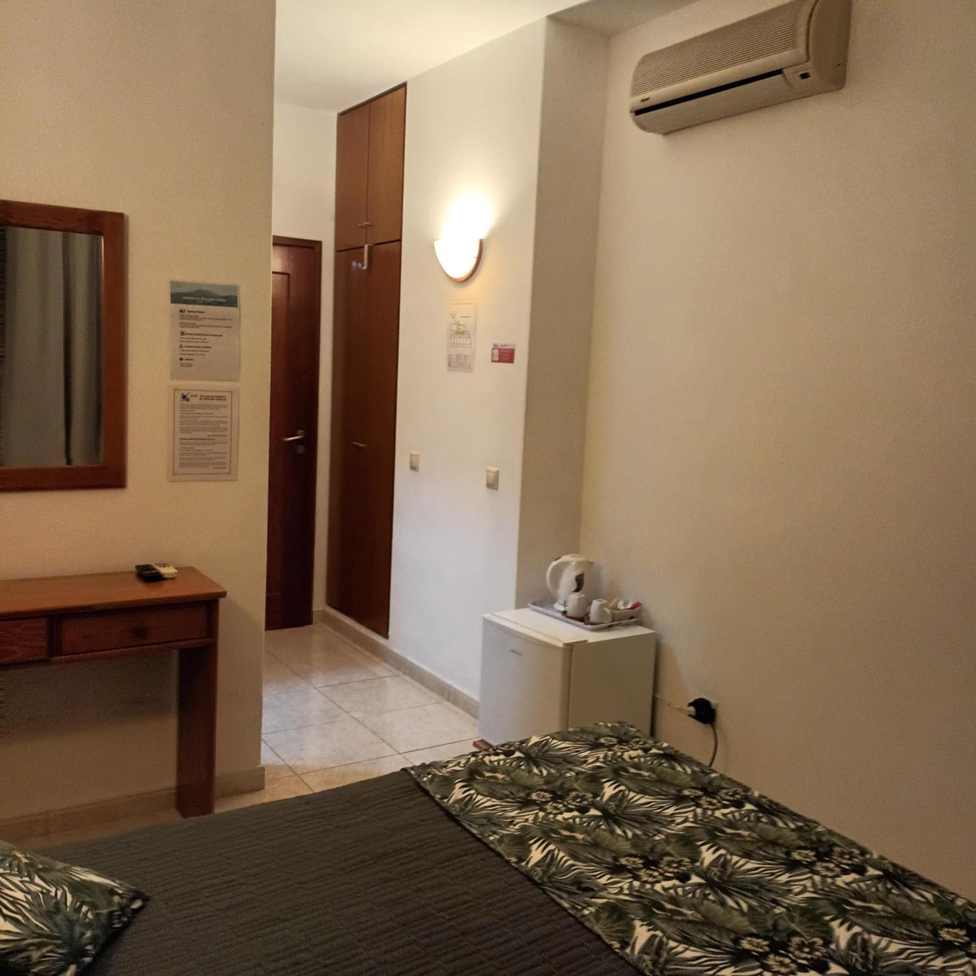 Hospedaria Descansa Pernas Monchique Exteriör bild