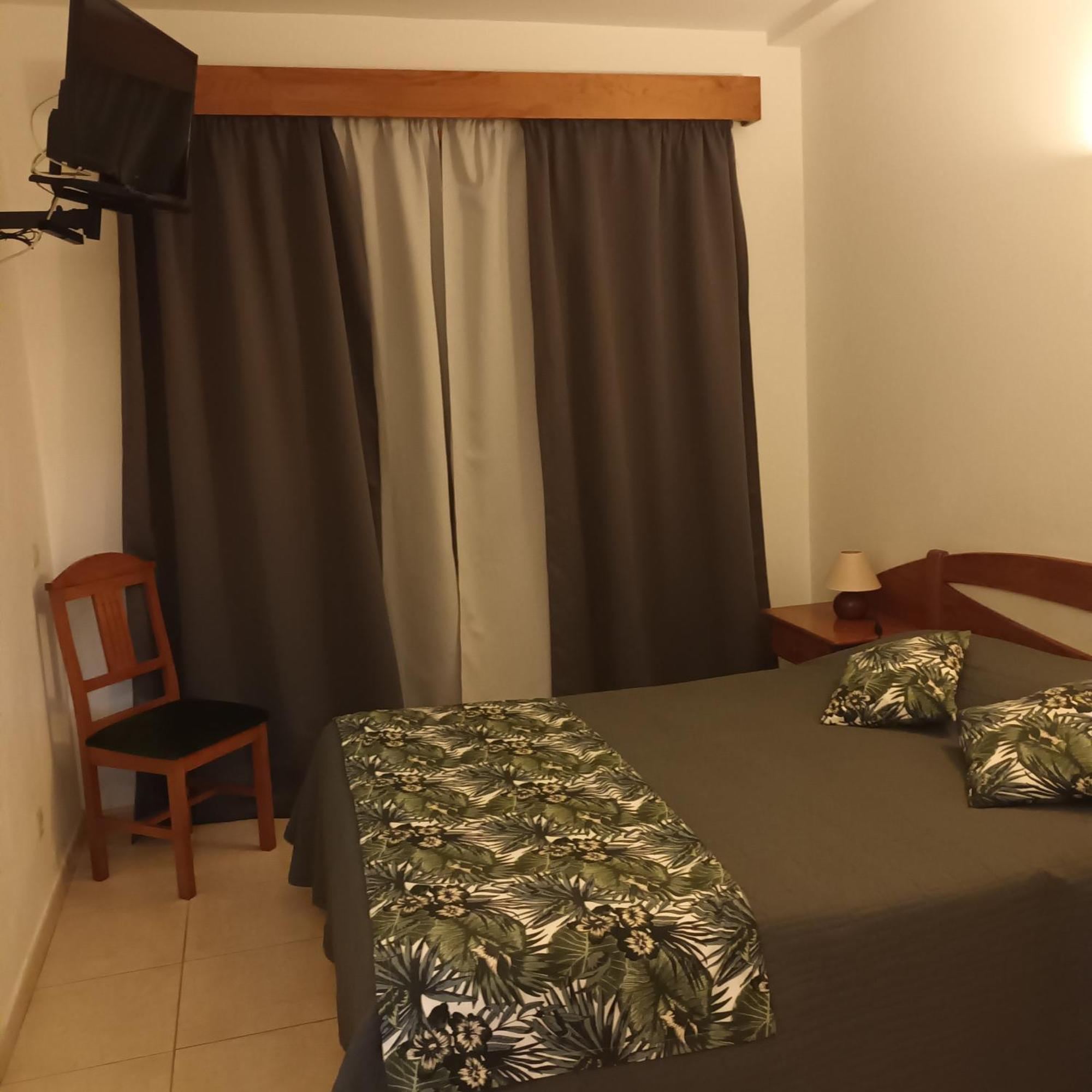 Hospedaria Descansa Pernas Monchique Exteriör bild