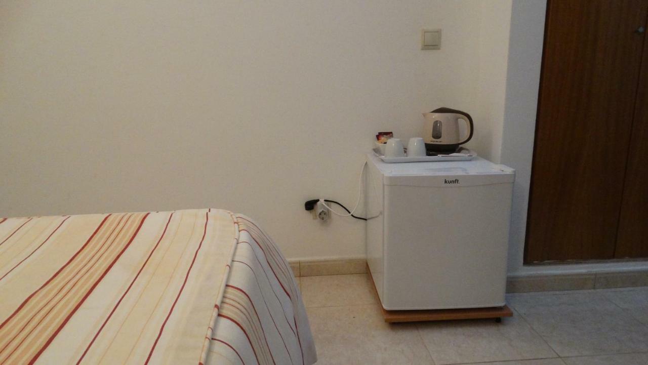 Hospedaria Descansa Pernas Monchique Exteriör bild
